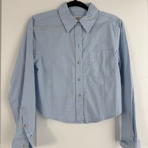 Universal Thread Blue Casual Button-Down Cropped Shirt